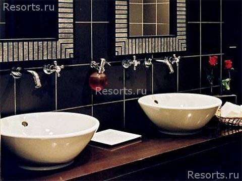 Tonic Hotel 9